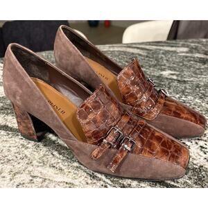 Donald Pliner Camden Womens Pump Suede Dark Brown. Size 8